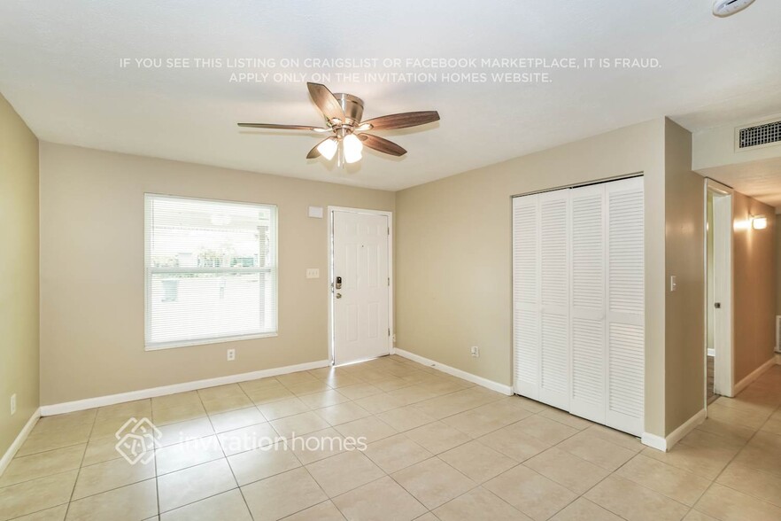 Building Photo - 703 Leisure Ave