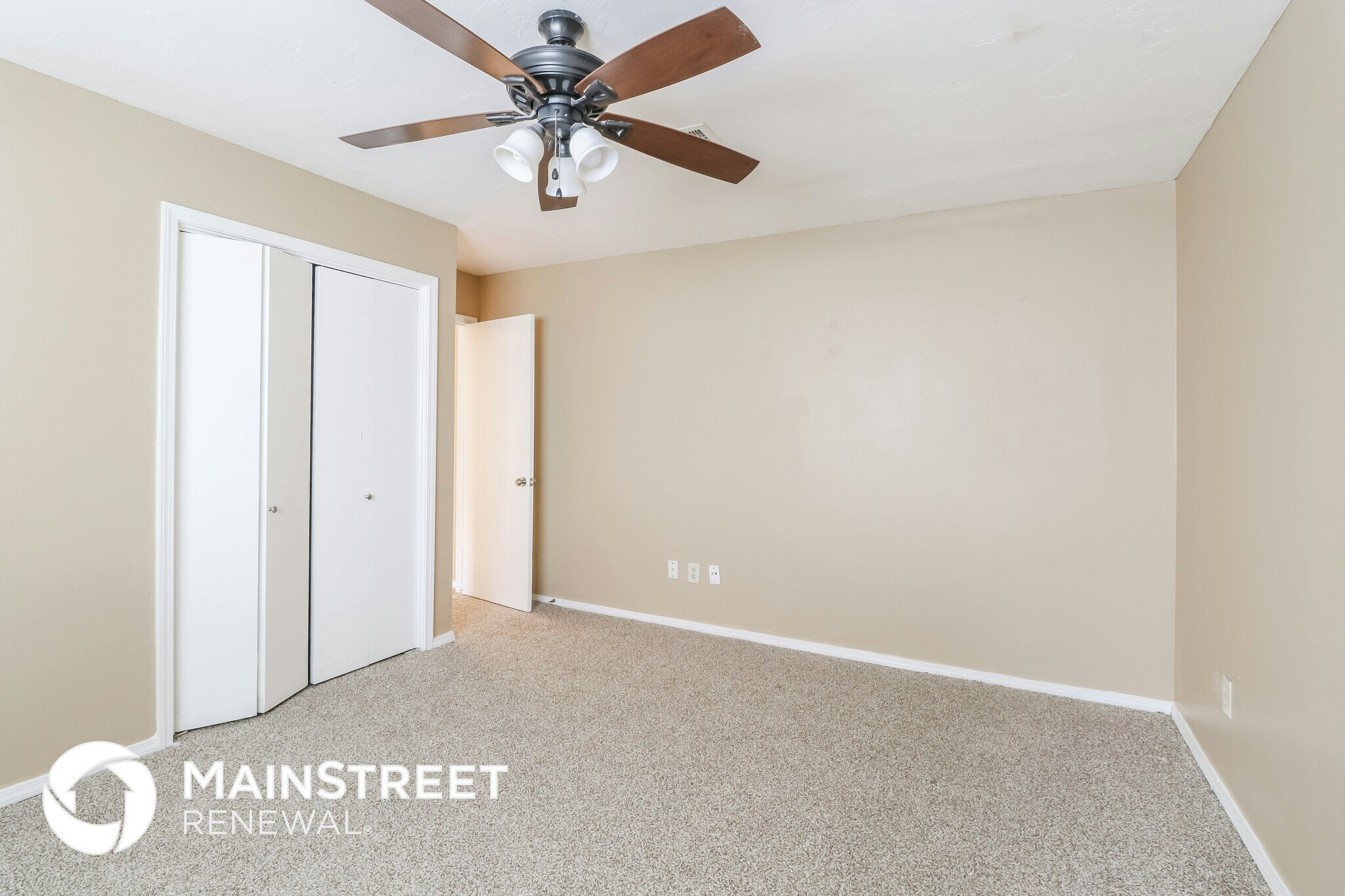 Building Photo - 11520 Bel Air Pl