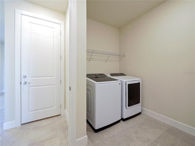 Building Photo - 5074 Sparkling Water Wy
