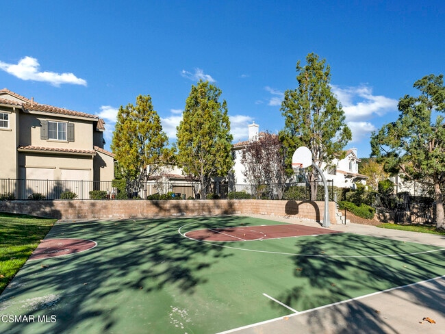 Building Photo - 1521 Silver Shadow Dr