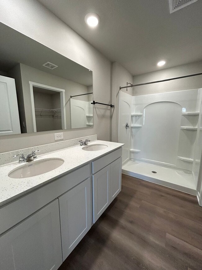 Building Photo - Your Dream Home Awaits in Gretna, NE!