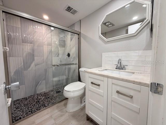 Building Photo - 7351 W Country Club Dr N