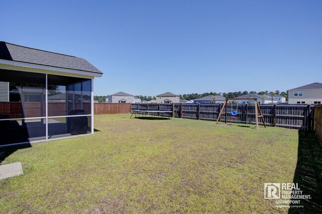 Building Photo - 214 Honey Horn Dr