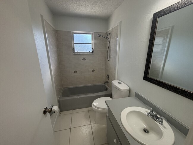 Building Photo - 6194 Seaport St