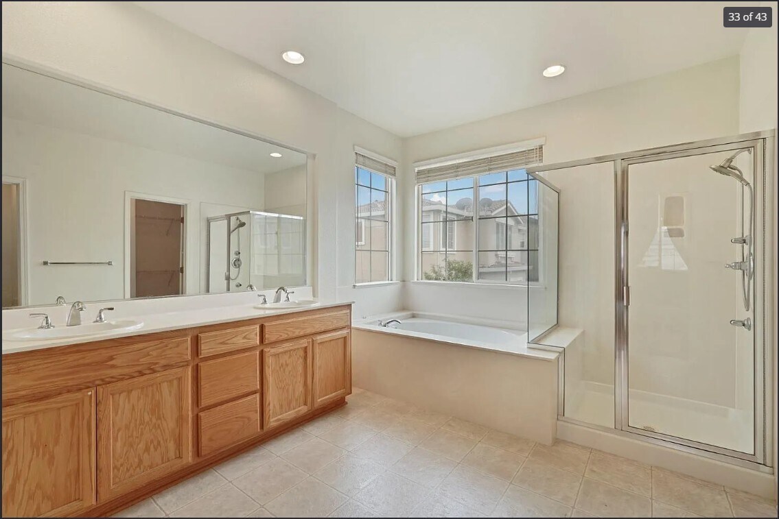 Building Photo - 748 Iberis Way