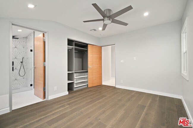 Building Photo - 22263 Buenaventura St