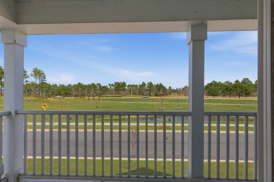 Building Photo - 4744 Siddons Dr