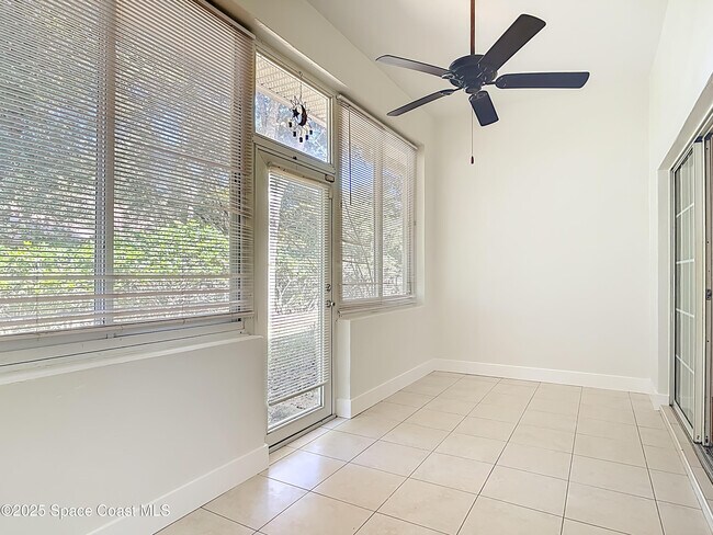 Building Photo - 1184 Athlone Way