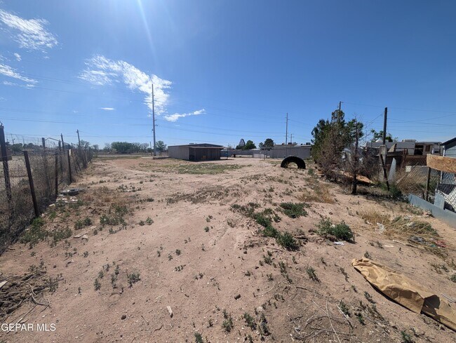 Building Photo - 11841 Socorro Rd