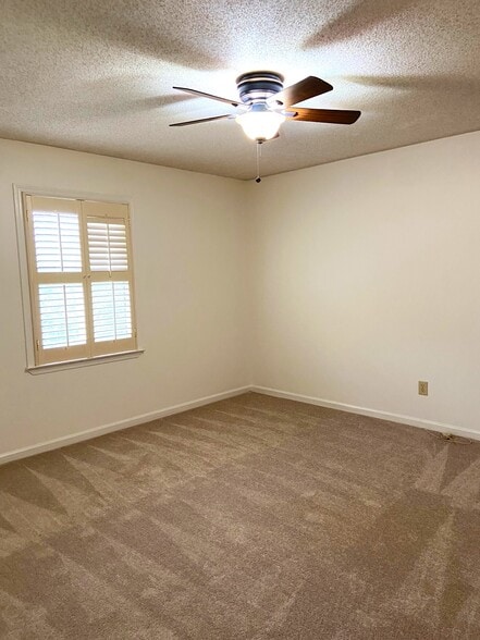 Building Photo - 223 Cambo Ter