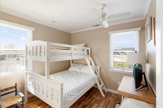 Building Photo - 167 4th Ave