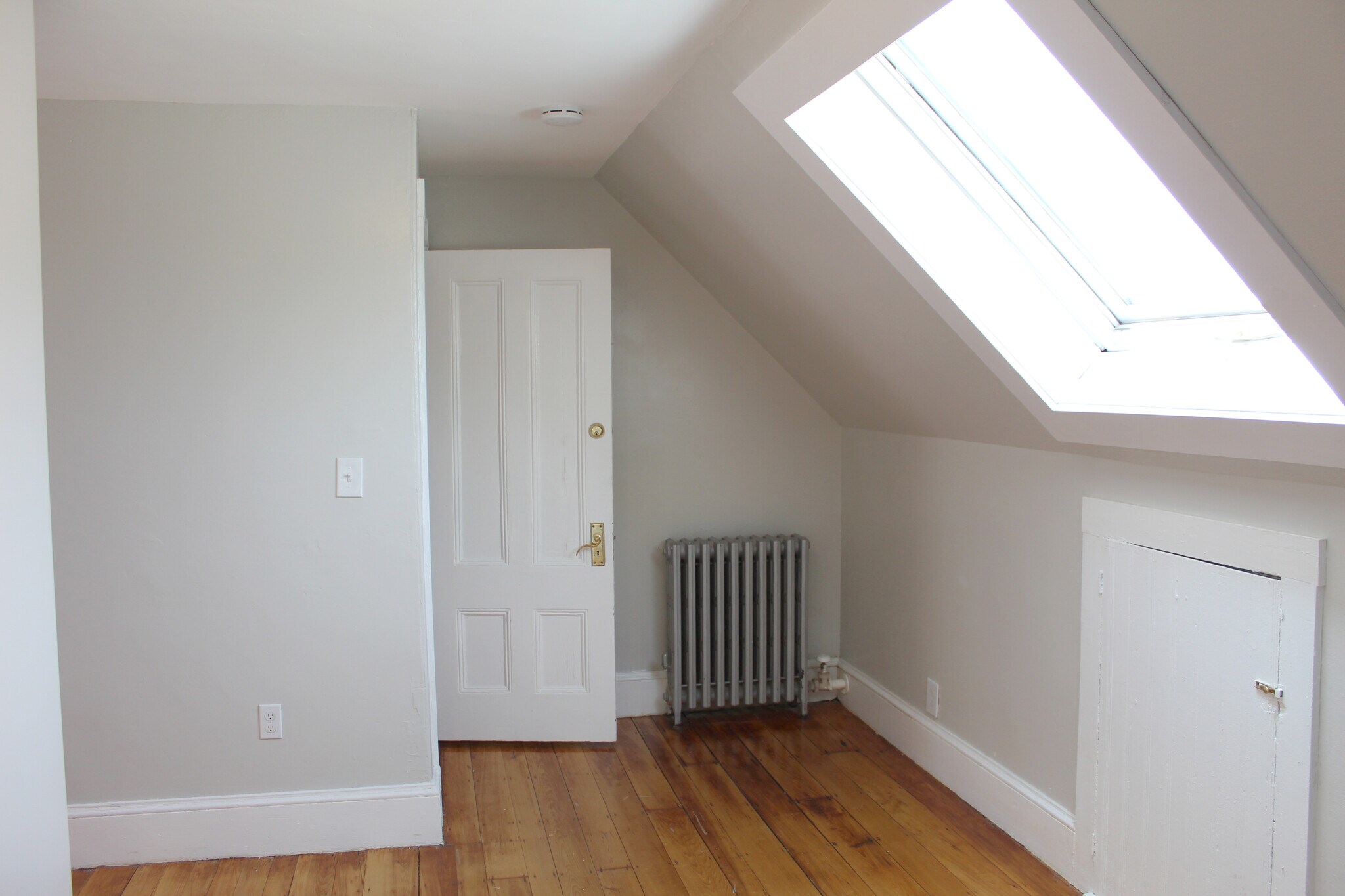 Building Photo - 61 Wenham St