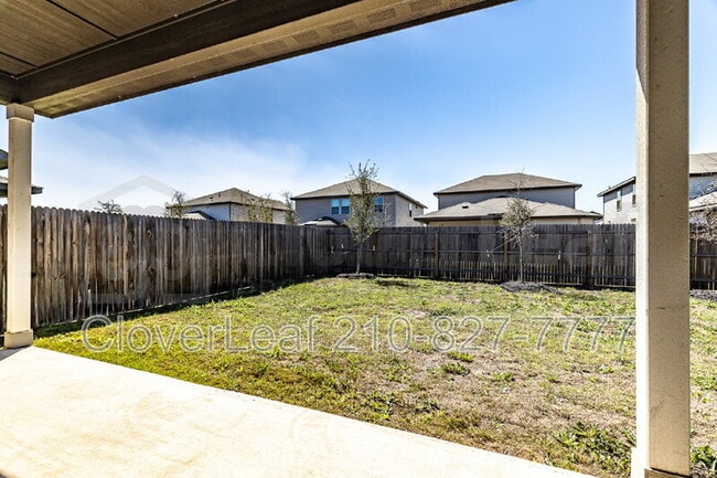 Building Photo - 9510 Fls Cyn Blvd