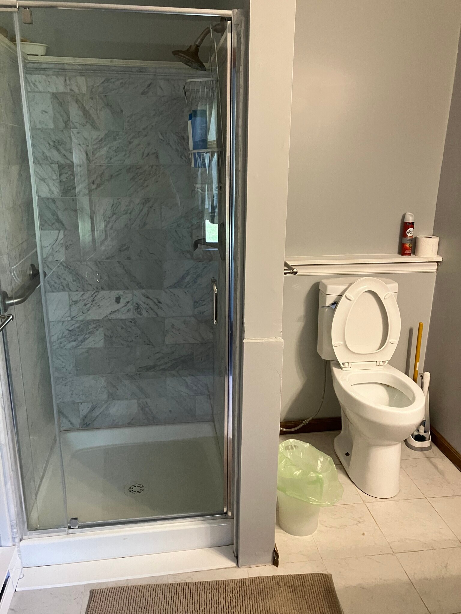 Building Photo - 43 Shasta Dr