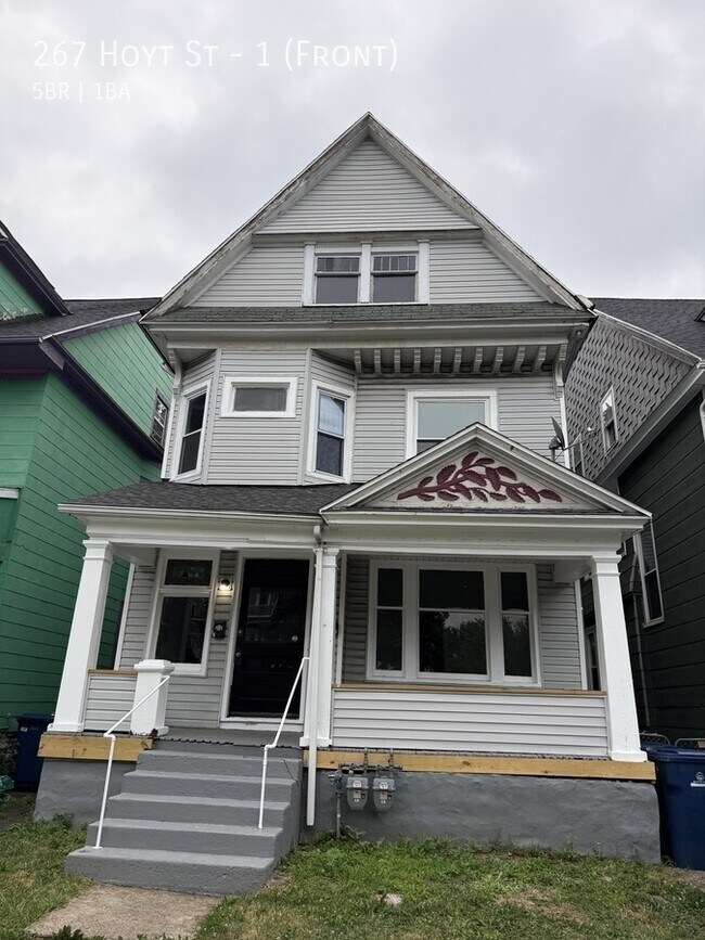 Building Photo - 267 Hoyt St