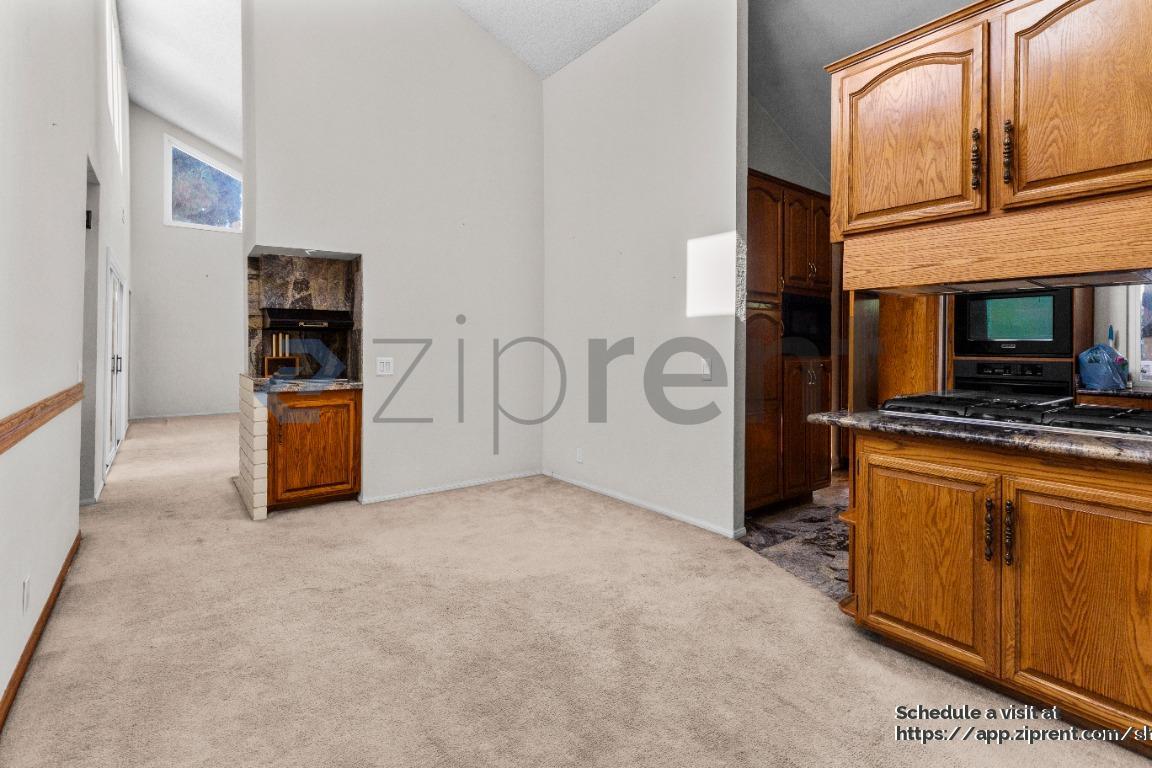 Building Photo - 12646 Beach St