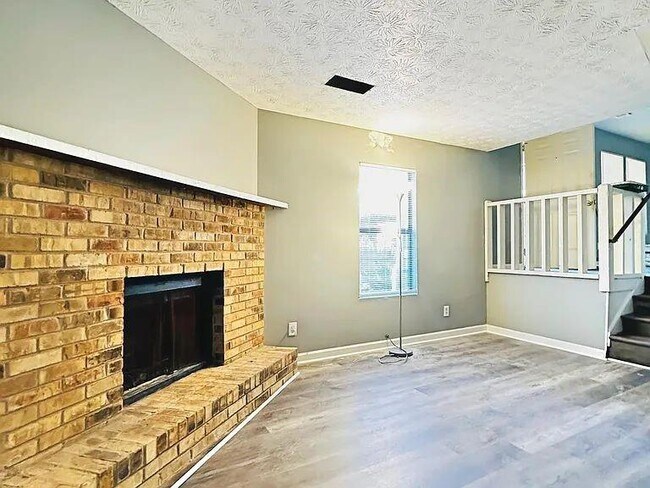 Building Photo - 3829 Natalie Ct
