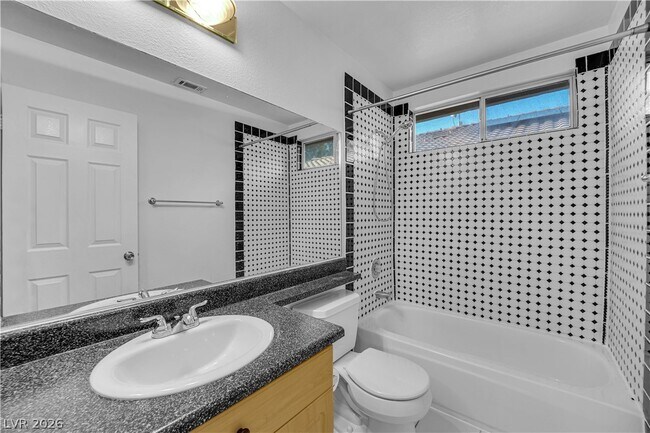 Building Photo - 8915 Sandy Slate Way