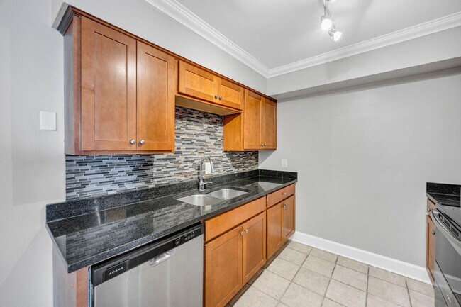 Building Photo - cpg2