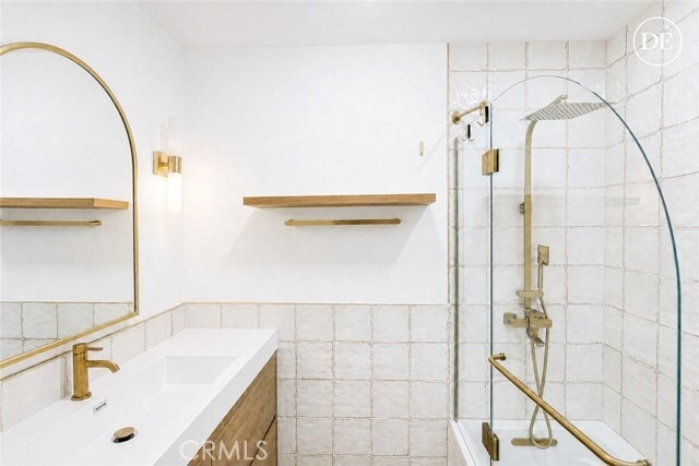 Building Photo - 9322 Marina Pacifica Dr N