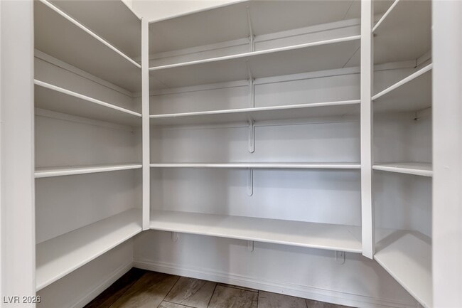 Building Photo - 1009 Cetona Ct