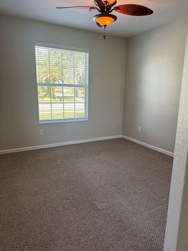 Building Photo - 6984 SW 94th Ct