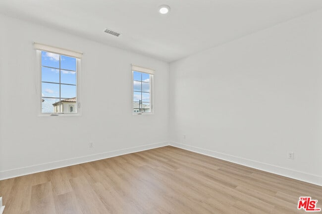 Building Photo - 20723 Deer Grass Ct