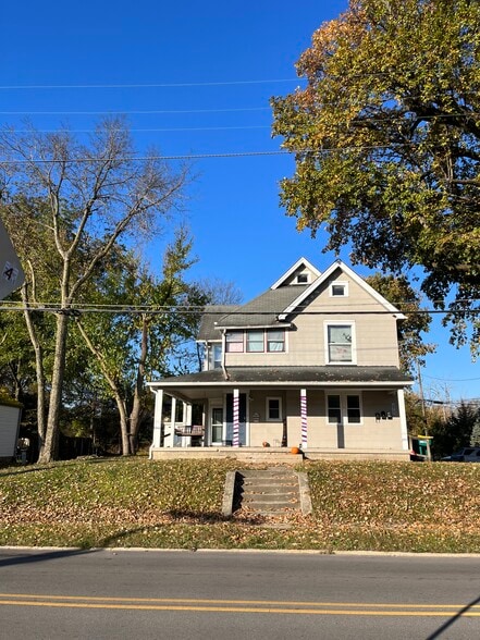 Building Photo - 270 Avon Ave