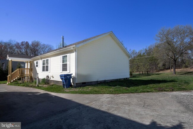 Building Photo - 12604 Kahns Rd