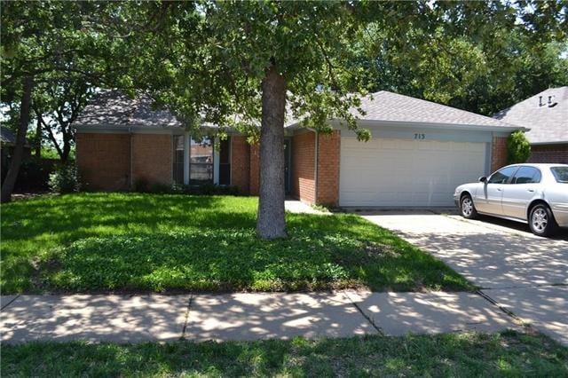 Building Photo - 713 Mack Dr