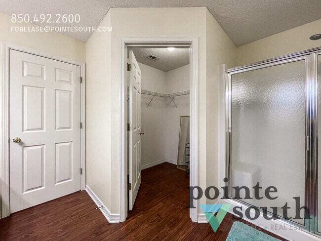 Building Photo - 5117 Chinook Ave