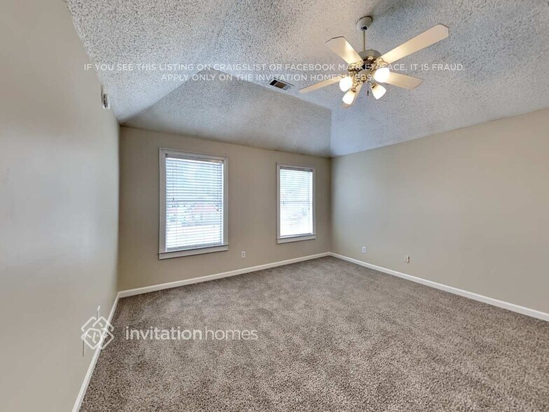 Building Photo - 321 Eagle Way