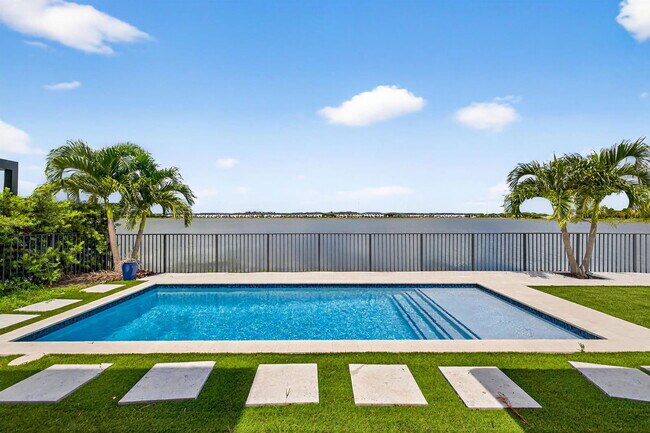 Building Photo - Northwest 88th Avenue, Miami Lakes, FL 33018 - 4 BR 3.5 BA single-family home