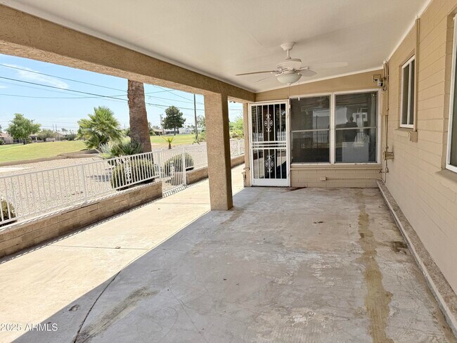 Building Photo - 12247 N Cherry Hills Dr W