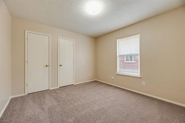 Building Photo - 636 Canyon Pl