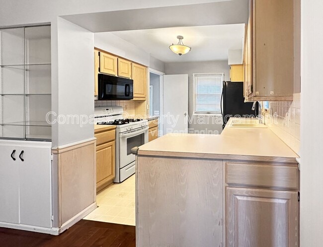 Building Photo - 1723 Kentfield St SW
