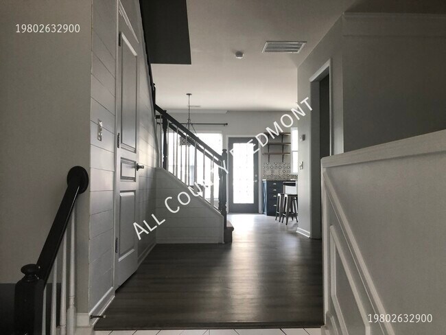 Building Photo - 672 6th Baxter Crossing