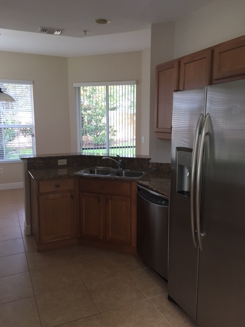 Building Photo - 8217 Miramar Way