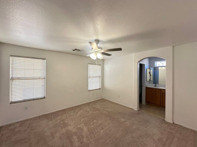 Building Photo - Lone Mountain Terraces