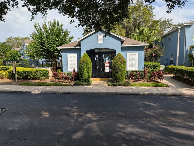 Building Photo - Spacious 2 Bed, 2.5 Bath Townhome in Gated...