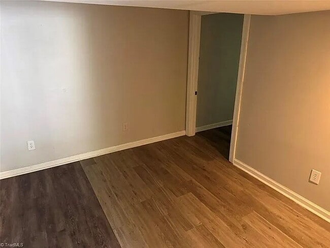 Building Photo - Charming 3 BD / 1.5 BA Home with Finished Basement