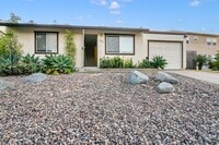 Building Photo - Detached home centrally located in Linda V...
