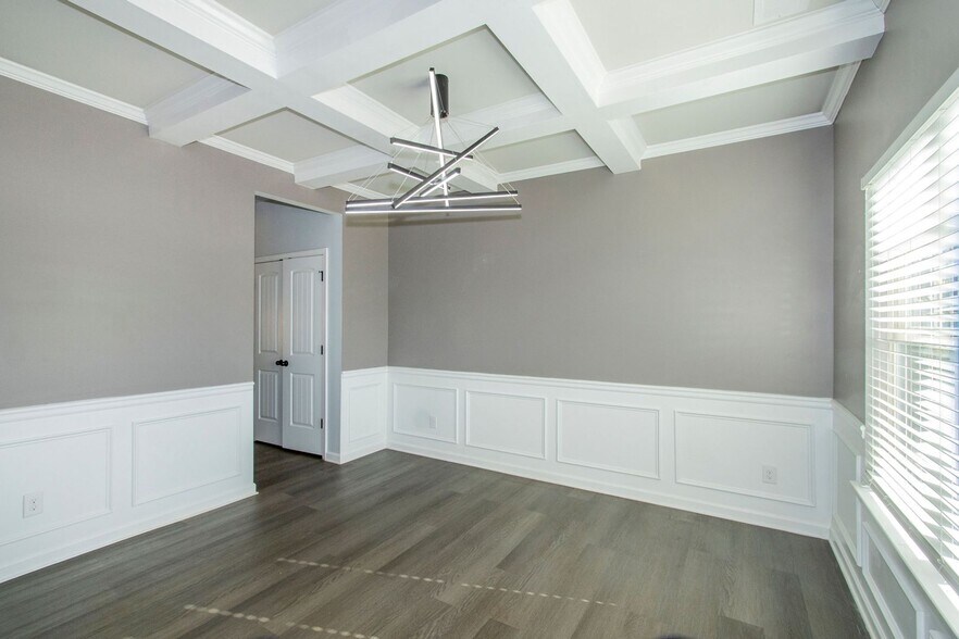 Building Photo - 130 Enon Mill Ln