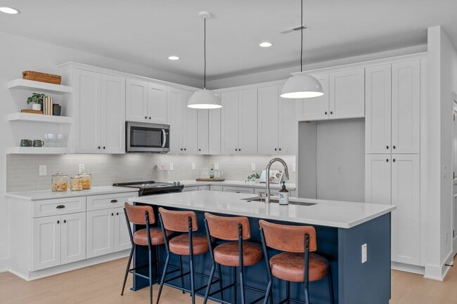 Building Photo - New Construction 4BD, 3.5BA End-Unit Ralei...
