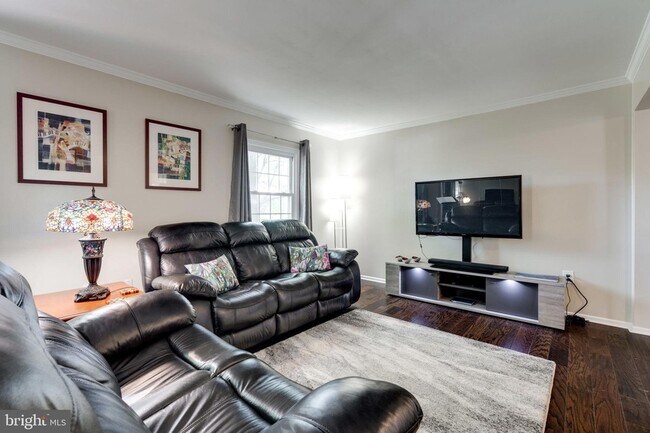 Building Photo - 12707 Harborview Ct