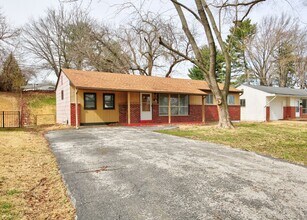 Building Photo - NO SECURITY DEPOSIT! - House for Rent in Florissant