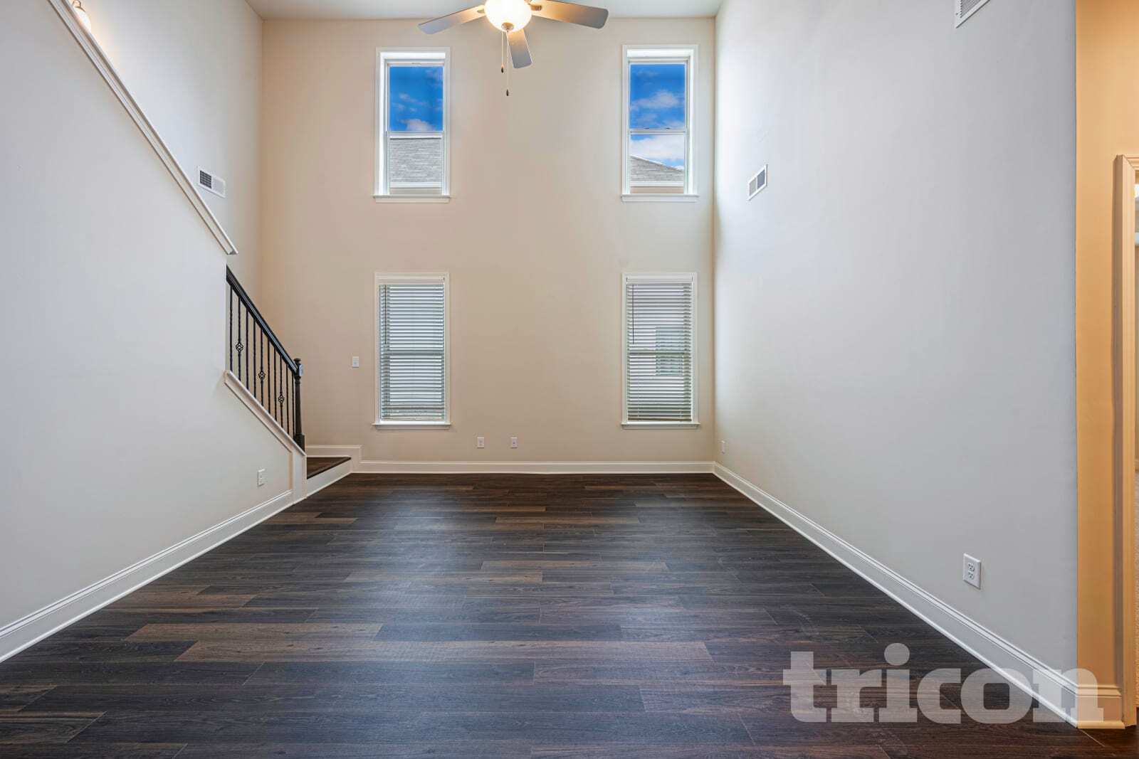 Building Photo - 401 Curlin Ct