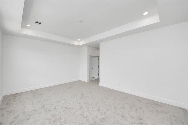 Building Photo - 107 Frawley St