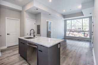Building Photo - 2710 Ridge Ave