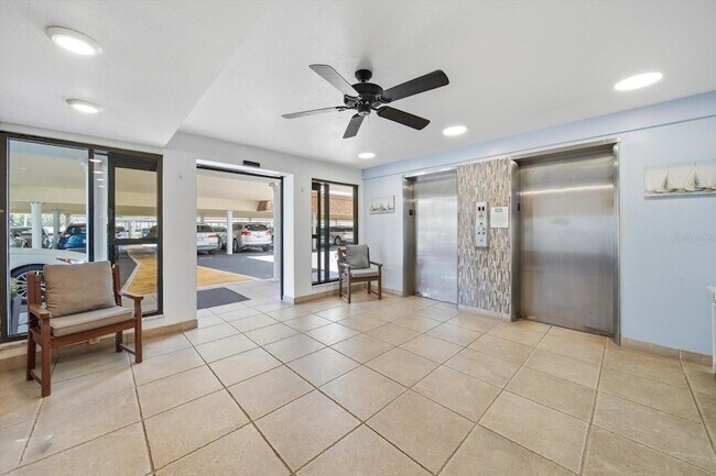 Building Photo - 5108 Brittany Dr S